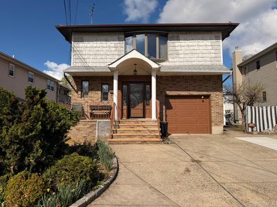 208 Doris Avenue
