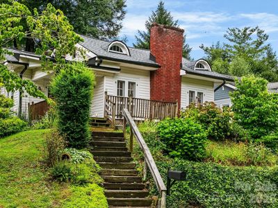 27 Warwick Rd