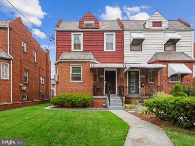 5334 E Capitol St NE