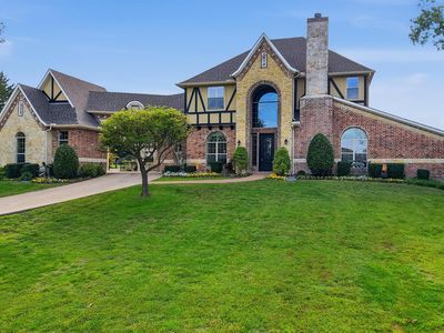 4637 Lake Breeze Dr