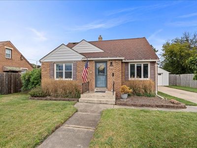 2909 South 8th STREET