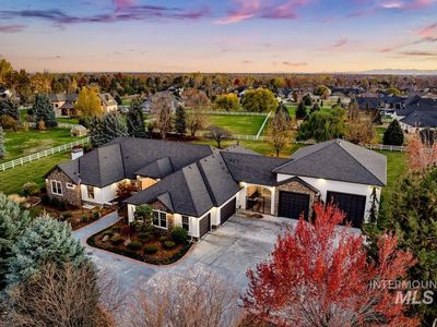 3301 W Haley Dr