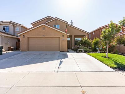 5560 Landon Ln