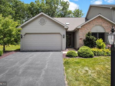 6443 Oak View Dr