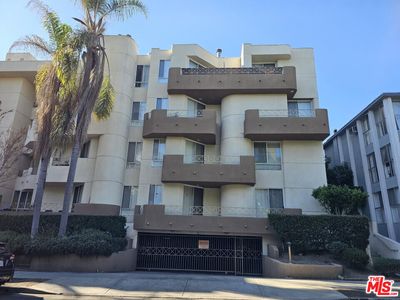 333 Westminster Ave APT 304