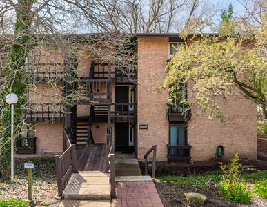 5505 Lakeside Dr APT 2F