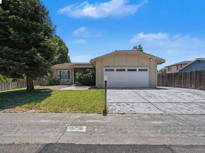 1303 Crane Dr