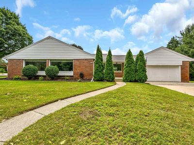 10209 West Vienna AVENUE