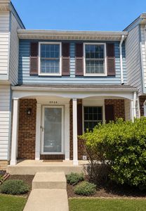 Property at 8544 Blue Rock Ln, Lorton, VA