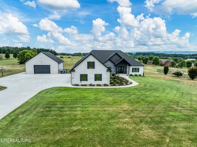 766 Longview Dr