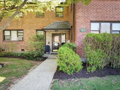 Property at 154 Martling Avenue D2 Bldg 2, Tarrytown, NY