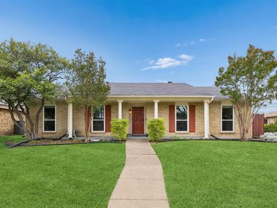4548 Newcombe Dr