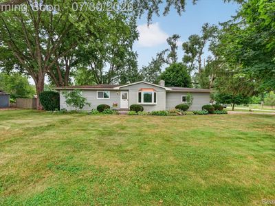 5991 Maybee Rd