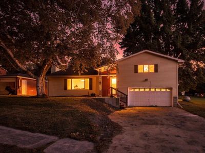 205 W North St