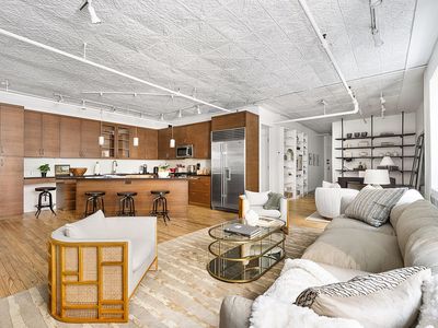 133 W 28th St APT 3C