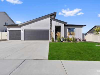 309 Black Onyx Ave