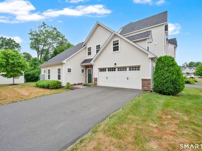 105 Pepin Place #105