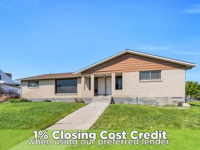 3382 S Sharon Cir