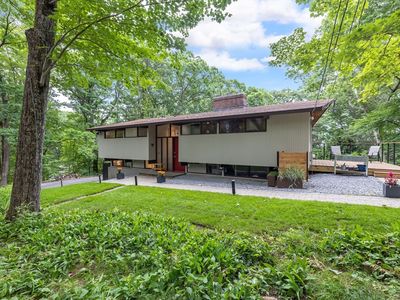 69 Puritan Ln