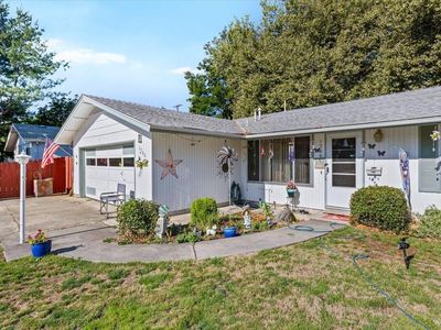 1766 Howell Ave