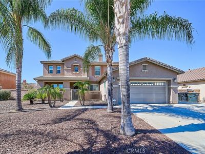 1043 Hawthorne Dr