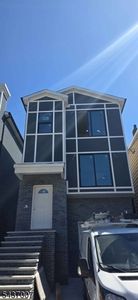 337 Court St