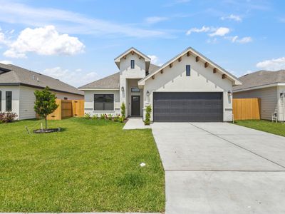 2302 N 26th Dr