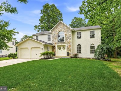 16 Armitage Ct