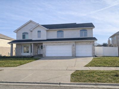 5327 Northwestern Dr