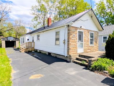 Property at 959 N Erie Ave, North Tonawanda, NY