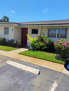 2864 Ashley Drive E Unit # E
