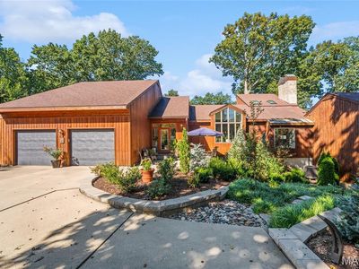 18 Tanewood Ct