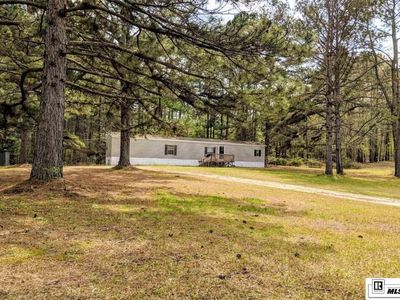 225 Sarah Ln