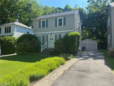 857 Quarry Dr