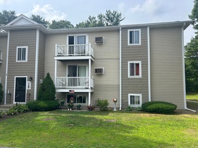 451 School St #2-3