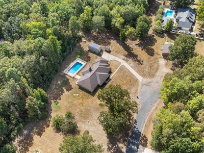 33 Hickory Oak Ln