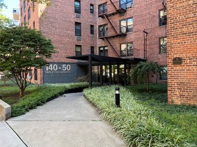140-50 Burden Cres #2