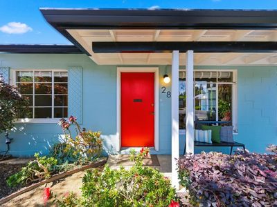 28 Glenwood Drive
