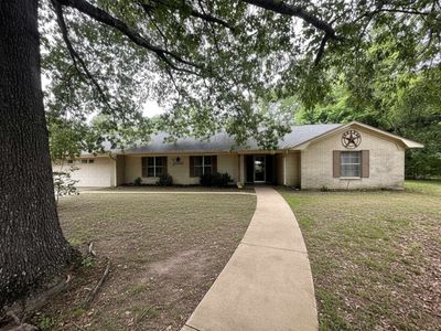 110 Red Bud Ln