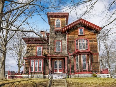 4 Mount Vernon St APT 4