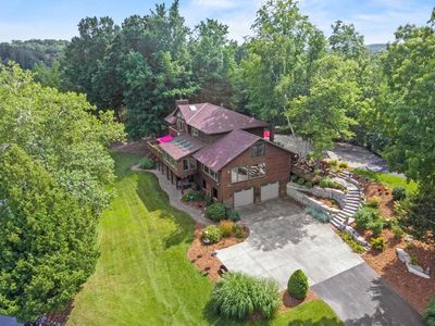 6215 Riesch ROAD