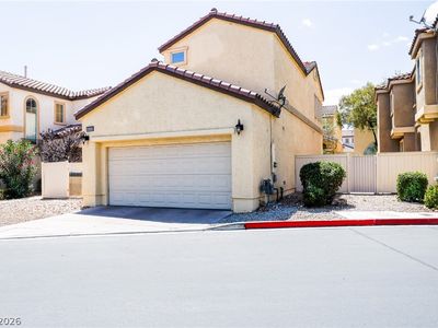 6649 Bluebell Garden St