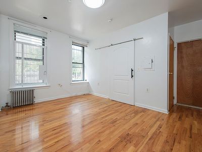 537 W 133rd St APT 1
