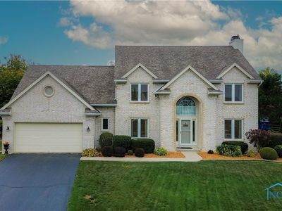 5555 Birch Hollow Ct