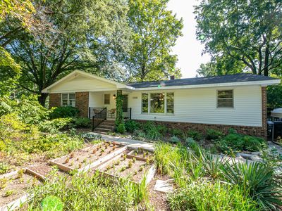 1308 Azalea Dr