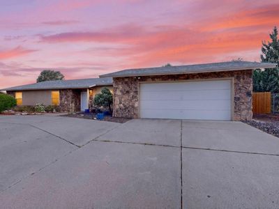 3701 Torrey Pines Rd SE