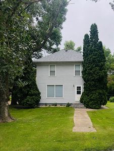 Property at 306 4th St SE, De Smet, SD