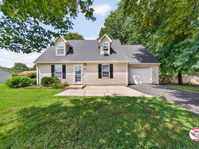1570 Greenbriar Ln