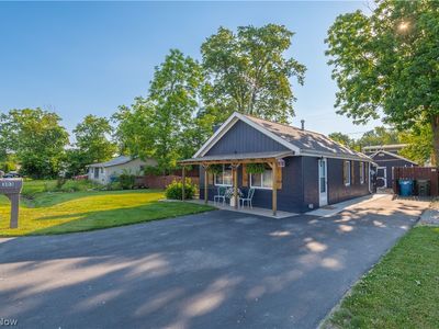303 Roxboro Rd