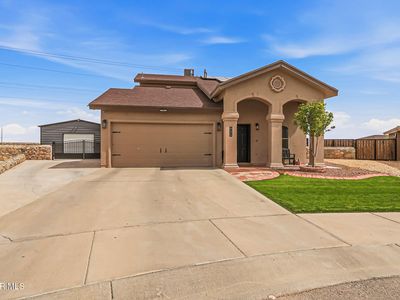 825 Desert Moon Dr